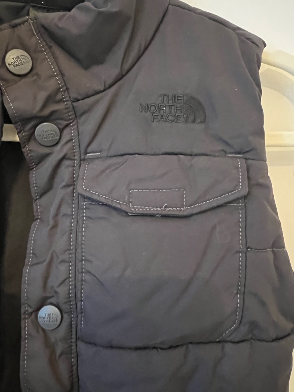 The North Face Toddler Puffer Vest Black Size 6 Lightweight Warm - Picture 3 of 5